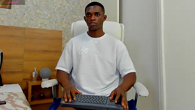 nicolaskan online show from 12-17-24, 12:54