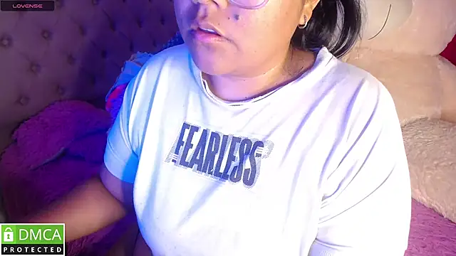 KittyHot20 online show from 11-14-25, 07:12