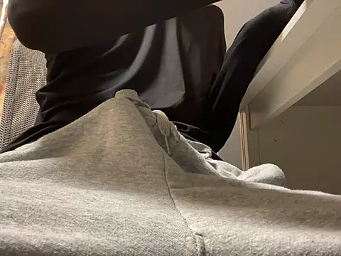 Snapshot of lkun9 chatting on 12-30-24, 05:26 lkun9 online show from 12-30-24, 05:26