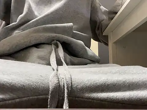 Snapshot of lkun9 chatting on 01-10-25, 08:51 lkun9 online show from 01-10-25, 08:51