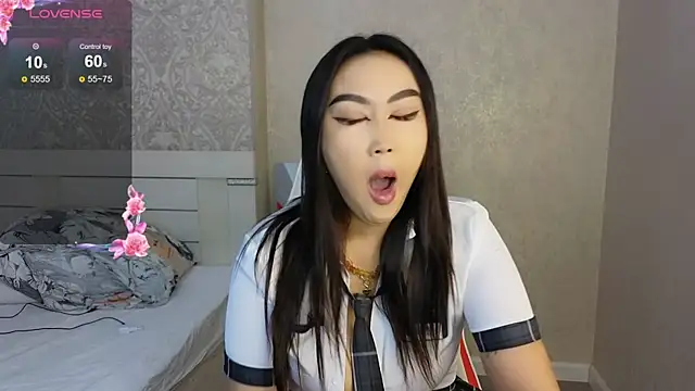 Diana Moon  online show from 07-28-26, 02:07
