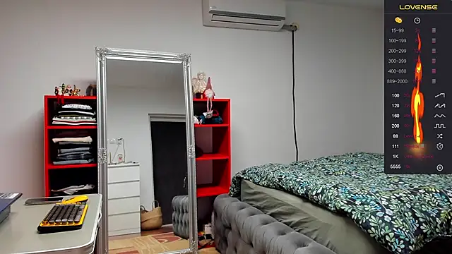 supermanboy94 online show from 12-05-24, 06:43