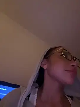 CardiSweetBaby online show from 01-12-25, 01:00