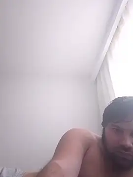 raducelfrumos99 online show from 12-14-25, 11:37