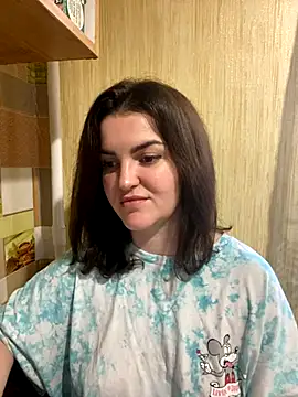 Karolina llove online show from 12-03-24, 09:33