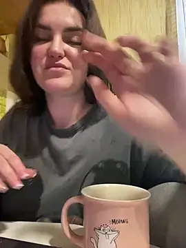 Karolina llove online show from 12-22-24, 12:49