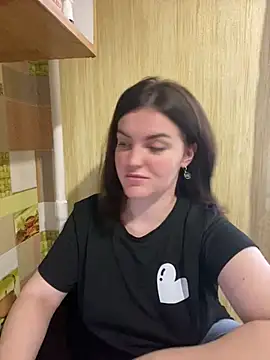 Karolina llove online show from 01-24-25, 01:14