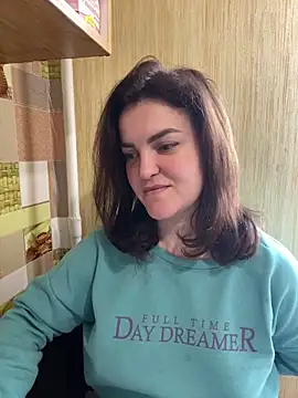 Karolina llove online show from 02-17-25, 11:34