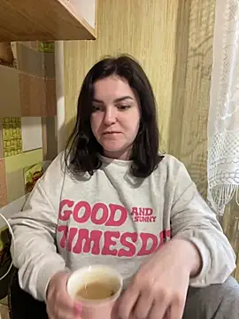 Karolina llove online show from 03-01-25, 02:44