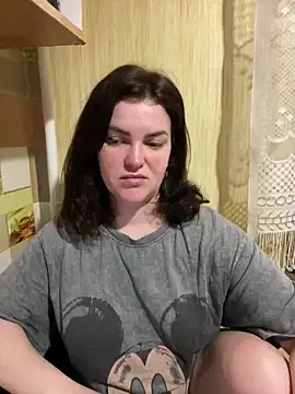 Karolina llove online show from 03-15-25, 03:18