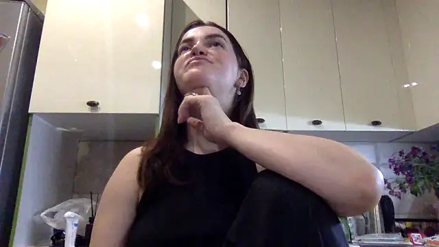 Karolina llove online show from 09-16-25, 09:16