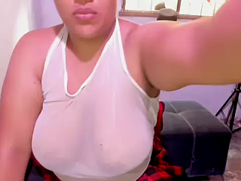 Snapshot of Kika_teem chatting on 02-10-25, 01:44 Kika teem online show from 02-10-25, 01:44