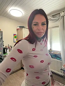 AileenInkOfficial online show from 06-09-26, 07:09