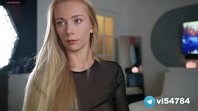 Snapshot of Vika54784 chatting on 01-21-25, 03:21 Vika54784 online show from 01-21-25, 03:21