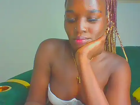 Snapshot of cutesmiling chatting on 06-07-26, 11:58 cutesmiling online show from 06-07-26, 11:58