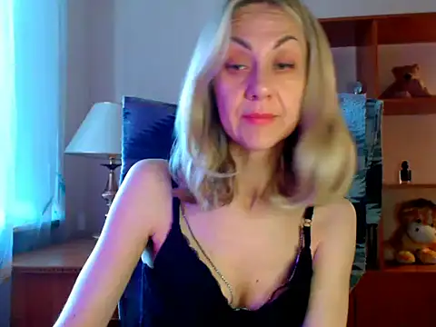 Tanya6547 online show from 06-14-26, 10:39