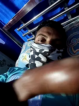 Snapshot of model_yesx chatting on 01-11-26, 03:50 model yesx online show from 01-11-26, 03:50