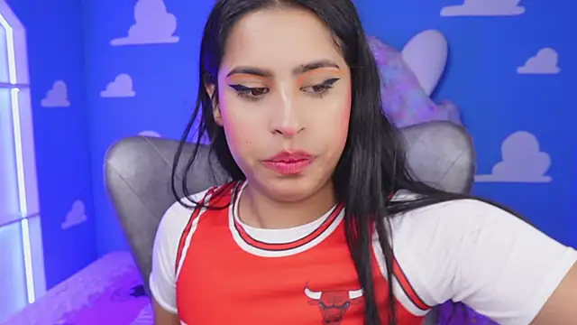 miss romyna online show from 09-30-25, 11:04