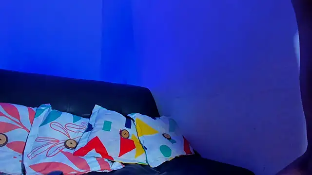 Snapshot of emperatrizhotwolf chatting on 02-25-25, 10:15 emperatrizhotwolf online show from 02-25-25, 10:15