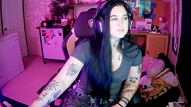 ferocityflame online show from 11-10-25, 02:54