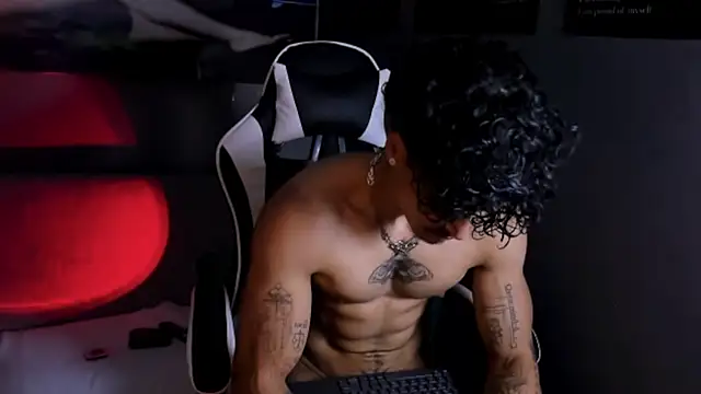 Thomas Fit1 online show from 04-18-26, 05:55