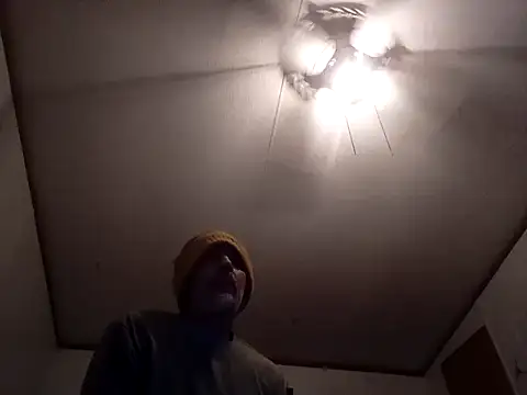 Snapshot of Xoc8_ chatting on 12-07-24, 09:11 Xoc8  online show from 12-07-24, 09:11