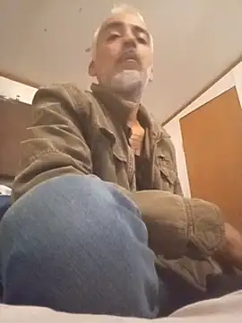 Snapshot of Xoc8_ chatting on 12-14-24, 12:44 Xoc8  online show from 12-14-24, 12:44