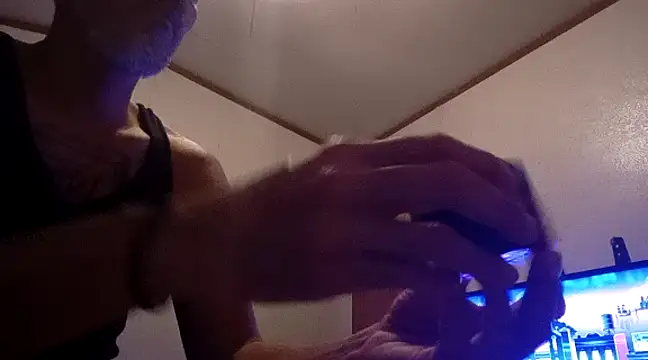 Snapshot of Xoc8_ chatting on 02-10-25, 02:16 Xoc8  online show from 02-10-25, 02:16