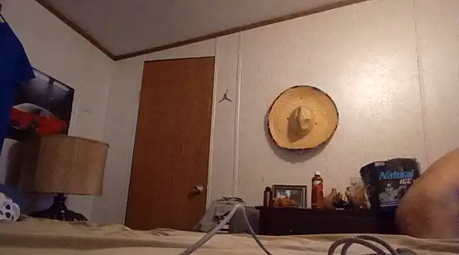 Snapshot of Xoc8_ chatting on 02-11-25, 10:04 Xoc8  online show from 02-11-25, 10:04