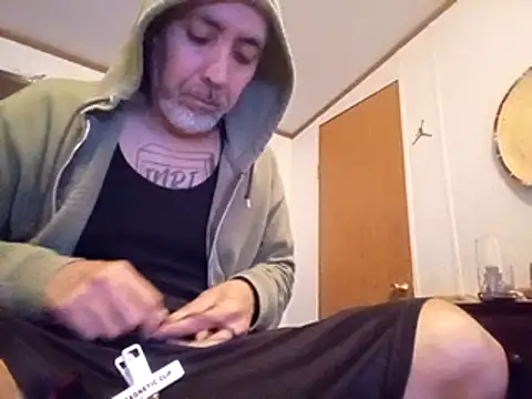 Snapshot of Xoc8_ chatting on 02-12-25, 08:27 Xoc8  online show from 02-12-25, 08:27