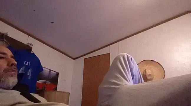 Snapshot of Xoc8_ chatting on 02-15-25, 04:25 Xoc8  online show from 02-15-25, 04:25