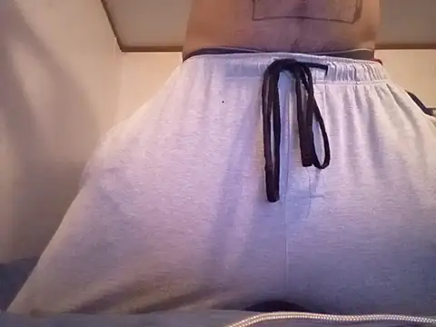 Snapshot of Xoc8_ chatting on 02-17-25, 04:59 Xoc8  online show from 02-17-25, 04:59