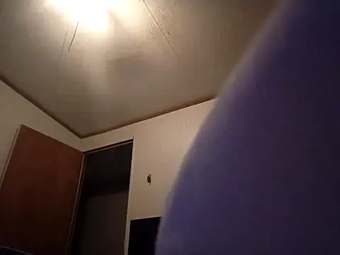 Snapshot of Xoc8_ chatting on 02-20-25, 08:25 Xoc8  online show from 02-20-25, 08:25