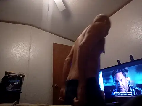 Snapshot of Xoc8_ chatting on 02-25-25, 10:18 Xoc8  online show from 02-25-25, 10:18