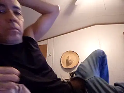 Snapshot of Xoc8_ chatting on 02-26-25, 01:21 Xoc8  online show from 02-26-25, 01:21