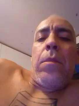 Snapshot of Xoc8_ chatting on 03-02-25, 10:24 Xoc8  online show from 03-02-25, 10:24