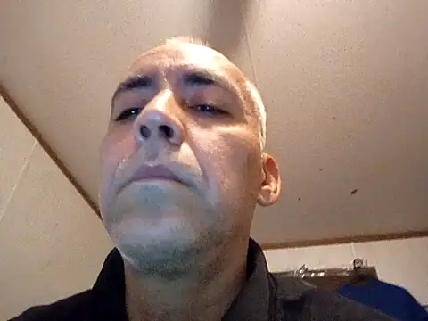 Snapshot of Xoc8_ chatting on 03-07-25, 01:31 Xoc8  online show from 03-07-25, 01:31