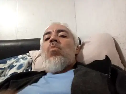 Snapshot of Xoc8_ chatting on 09-23-25, 06:49 Xoc8  online show from 09-23-25, 06:49