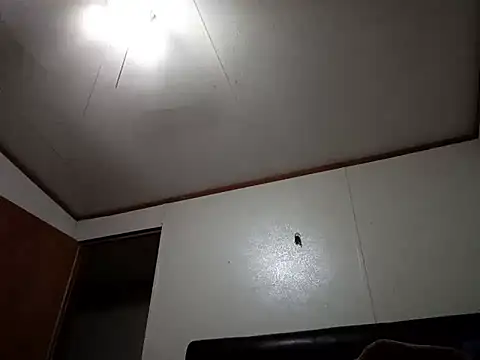 Snapshot of Xoc8_ chatting on 10-29-25, 05:14 Xoc8  online show from 10-29-25, 05:14