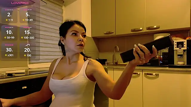 Snapshot of alisoncassie chatting on 02-04-26, 05:57 alisoncassie online show from 02-04-26, 05:57