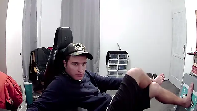 PKrisztian online show from 04-21-26, 11:29