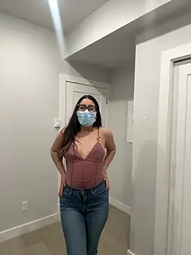 jAsMinE678 online show from 04-21-26, 03:13