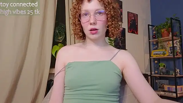 Snapshot of _lightmyfire chatting on 02-02-25, 09:02  lightmyfire online show from 02-02-25, 09:02