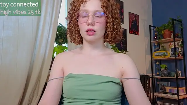 Snapshot of _lightmyfire chatting on 02-06-25, 01:54  lightmyfire online show from 02-06-25, 01:54