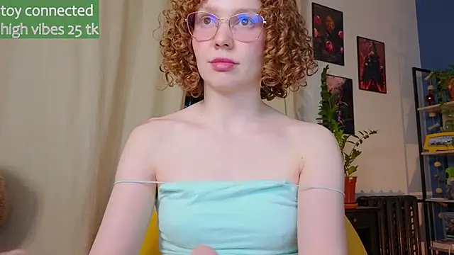 Snapshot of _lightmyfire chatting on 03-01-25, 03:27  lightmyfire online show from 03-01-25, 03:27