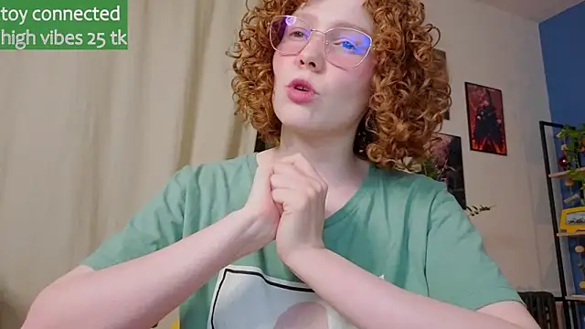 Snapshot of _lightmyfire chatting on 03-22-25, 09:10  lightmyfire online show from 03-22-25, 09:10