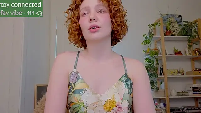 Snapshot of _lightmyfire chatting on 09-30-25, 01:05  lightmyfire online show from 09-30-25, 01:05