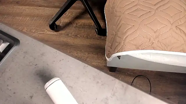 Snapshot of Daryakeyy chatting on 02-04-25, 08:35 Daryakeyy online show from 02-04-25, 08:35