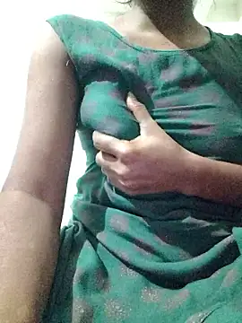 rituporna2004 online show from 01-13-26, 02:28