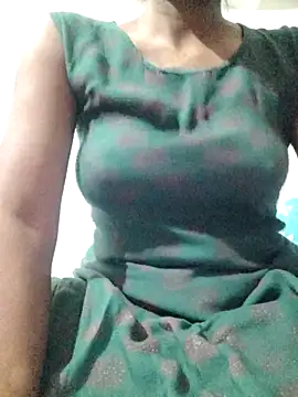 rituporna2004 online show from 02-13-26, 01:40